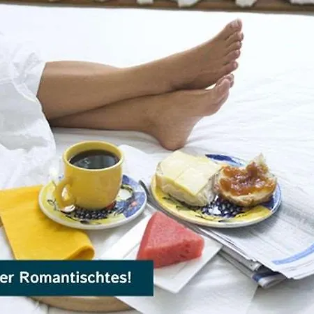 Good Morning+ Halle Leipzig ホテル 4*