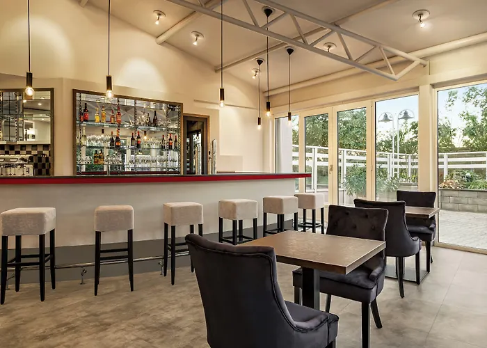 Good Morning+ Halle Leipzig Hotell 4*