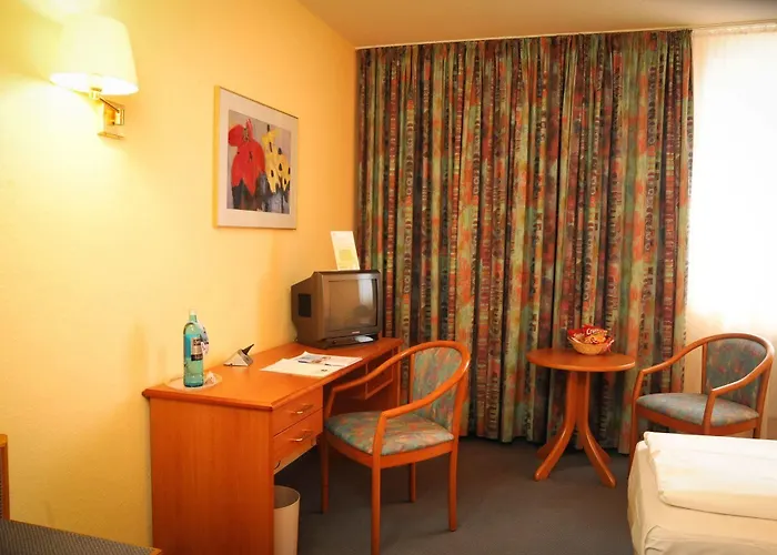 Hotell Good Morning+ Halle Leipzig 4*